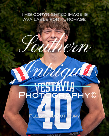 VHHS Varsity Football Seniors 2022 4x5-00320220801152437D85_2814-Edit