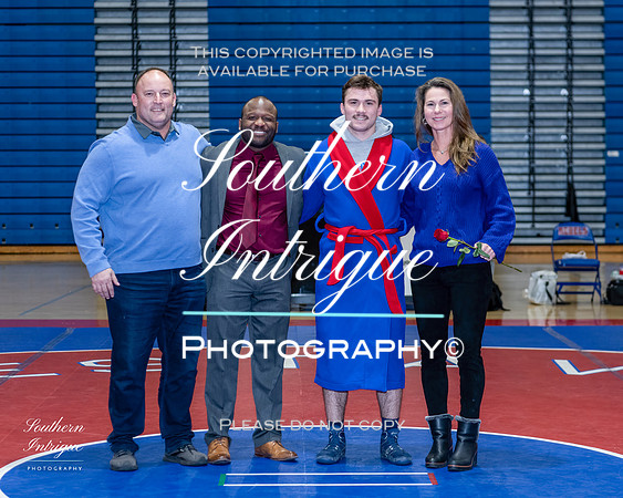 VHHS Wrestling Dual vs Spain Park (Sr Night)-03120220106190439D85_8269-Edit
