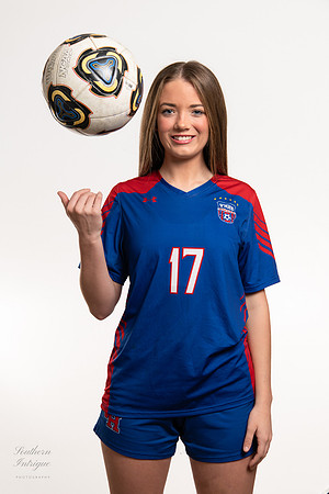 VHHS Soccer Senior Studio Shoot-00920220216203723D85_9572-Edit