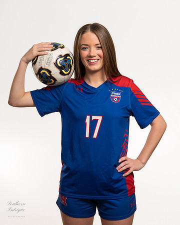 VHHS Soccer Senior Studio Shoot-01120220216203841D85_9576