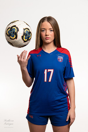 VHHS Soccer Senior Studio Shoot-00820220216203604D85_9568-Edit