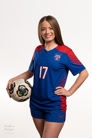 VHHS Soccer Senior Studio Shoot-00620220216203222D85_9557