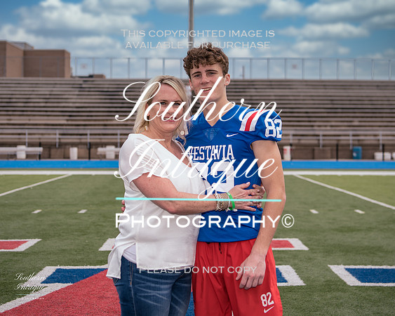 VHHS Senior Boys and Moms 2021-20211024143010013