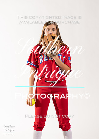 VHHS Softball Picture Day Player-202112081743596115094