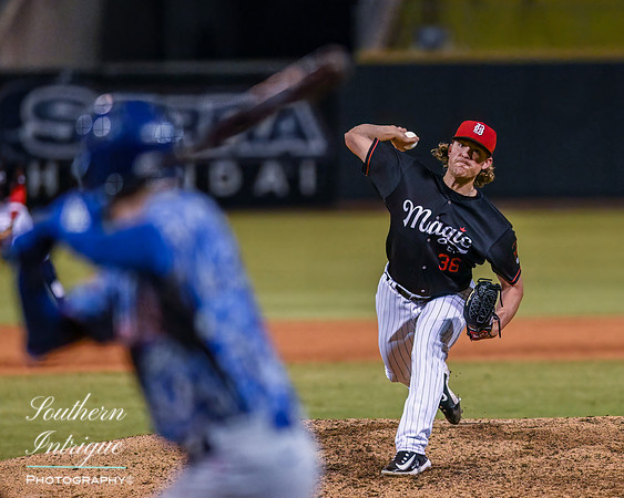 Barons vs Smokies Thirsty Thursday -20230427212412-2