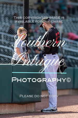 Barons vs Outlooks Autographs Brian Lee-1541136283001