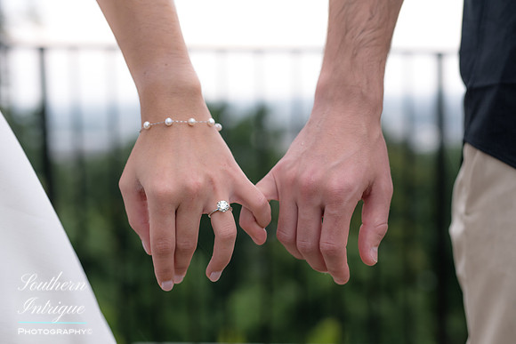 Bryna and Jeremy Engagement at Vulcan-054202108211755566031