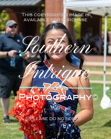 Auburn Fan Day Tiger Paws 2022 hrwm-00520220827120237D85_3586