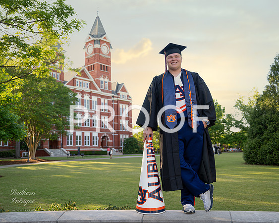 AU Grad Cameron Monistere-05120230418174444
