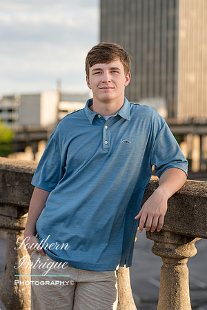 VHHS Grad Leighton Final Selection-00320210514182010D85_8486-Edit