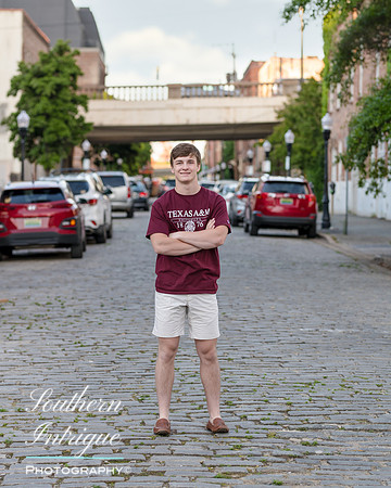 VHHS Grad Leighton Final Selection-00920210514184957D85_8675-Edit-Edit