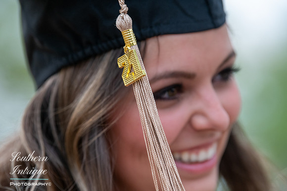 Auburn Grad Clara-00120210407182848D85_1224