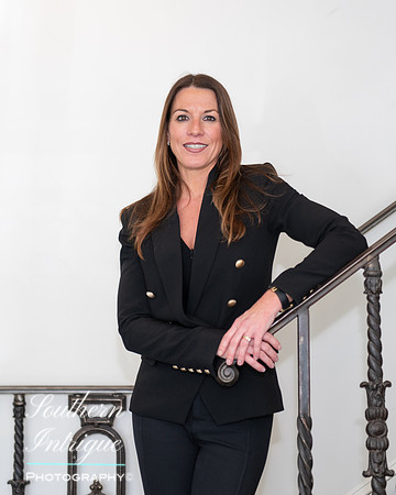 BHG Make Your Move Designer Spotlight Ray Amanda Davis-00120220131142040D85_9047