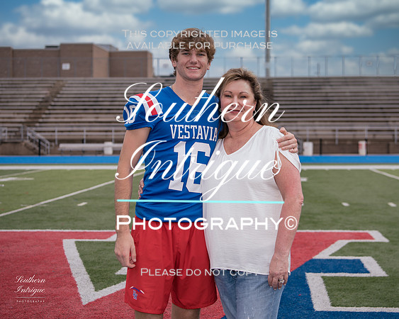VHHS Senior Boys and Moms 2021-20211024143032015