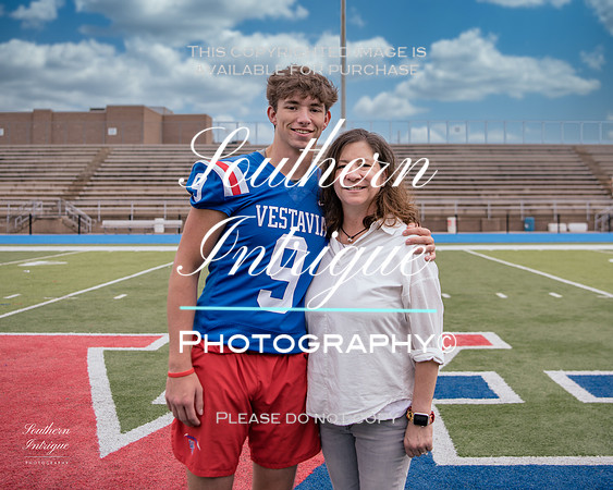VHHS Senior Boys and Moms 2021-20211024143624037