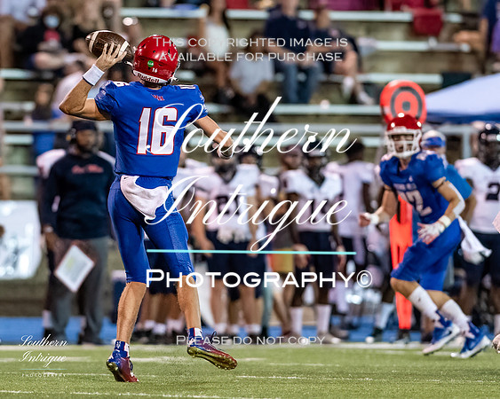 VHHS Football Senior Slide Show 2021 Season -16020210910195145D06_5380-Edit