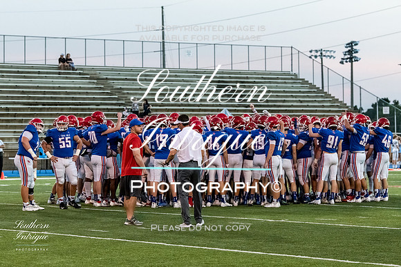 VHHS Football Senior Slide Show 2021 Season -29620211015181757D85_6644-Edit