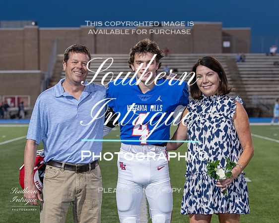 VHHS Football Senior Slide Show 2021 Season -29820211015182738D85_6654-Edit