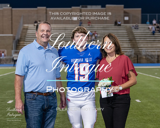 VHHS Football Senior Slide Show 2021 Season -31220211015183602D85_6683-Edit