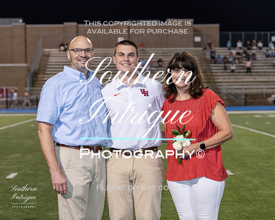 VHHS Football Senior Slide Show 2021 Season -32820211015184340D85_6718-Edit