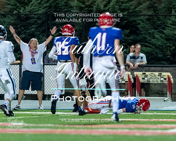 VHHS Football Senior Slide Show 2021 Season -38320211015192450D06_4943-Edit