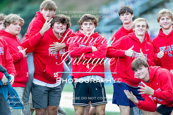VHHS Football Senior Slide Show 2021 Season -46820211020175519D06_9467-Edit
