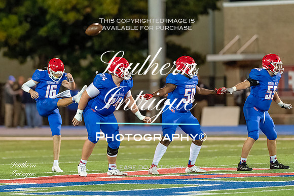 VHHS Football Senior Slide Show 2021 Season -54820211022202601D06_1528-Edit