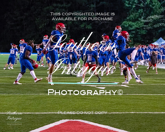 VHHS Football Senior Slide Show 2021 Season -59020211022213630D85_7870-Edit