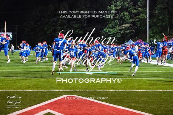 VHHS Football Senior Slide Show 2021 Season -59120211022213631D85_7874-Edit
