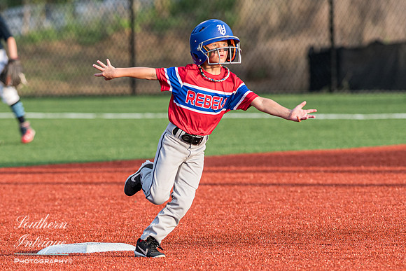 Vestavia Grey vs Chiefs 7U-0255