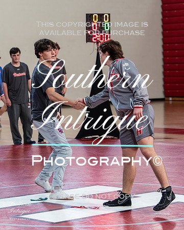 VHHS Wrestling Dual vs Hewitt hrwm-01520220108161337D06_5914-Edit