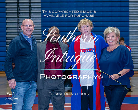 VHHS Wrestling Dual vs Spain Park (Sr Night)-02320220106190258D85_8253-Edit