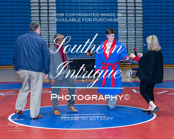VHHS Wrestling Dual vs Spain Park (Sr Night)-03520220106190523D85_8275-Edit