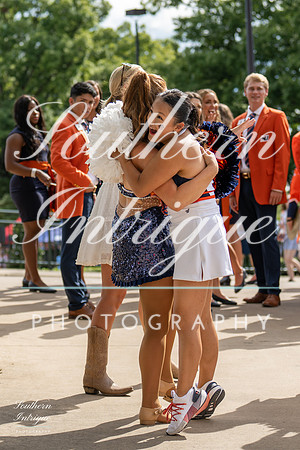 Auburn Tiger Paws vs Mercer 2022 hrwm-202209031537444944006
