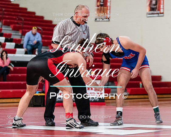 VHHS Wrestling Dual vs Hewitt hrwm-05620220108164234D06_6319-Edit