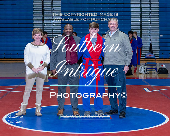 VHHS Wrestling Dual vs Spain Park (Sr Night)-01920220106190157D85_8244-Edit