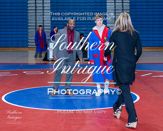 VHHS Wrestling Dual vs Spain Park (Sr Night)-02420220106190318D85_8254-Edit