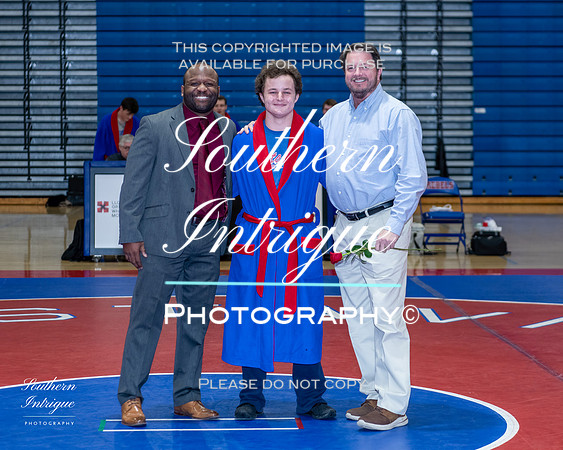 VHHS Wrestling Dual vs Spain Park (Sr Night)-02820220106190350D85_8261-Edit