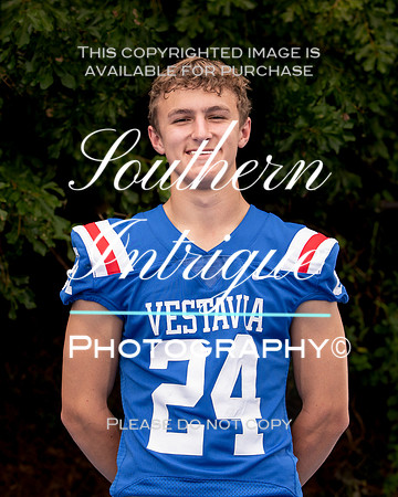 VHHS Varsity Football Seniors 2022 4x5-01220220801152645D85_2833
