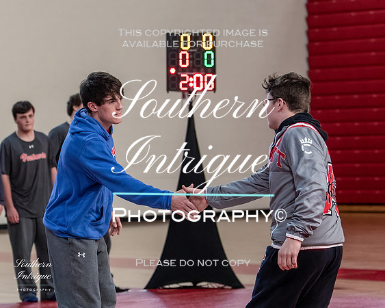 VHHS Wrestling Dual vs Hewitt hrwm-01620220108161351D06_5918-Edit