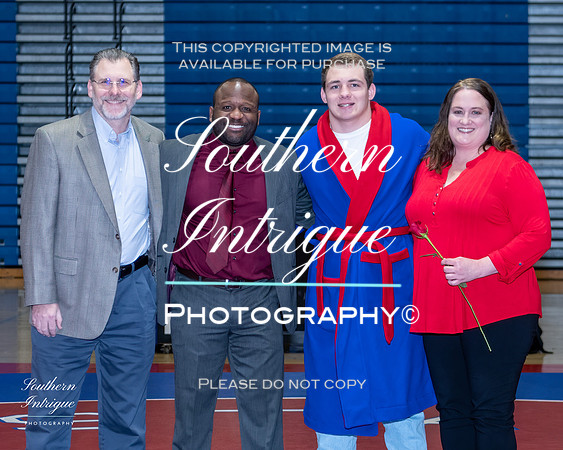VHHS Wrestling Dual vs Spain Park (Sr Night)-03320220106190505D85_8273-Edit